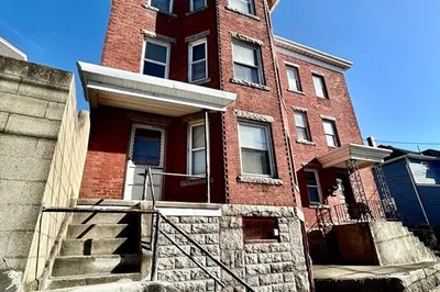 70 Jencks St