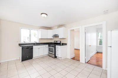 12 Kilby St #2L 1