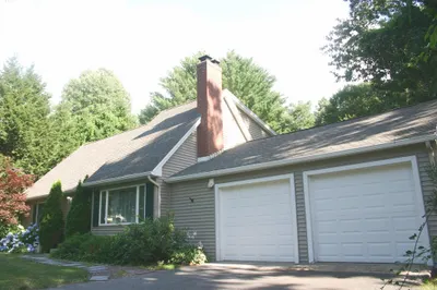 20 Decorie Dr 1