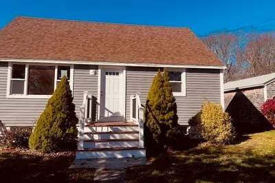 341 Lawton St 1
