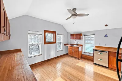 17 Suffolk St #2