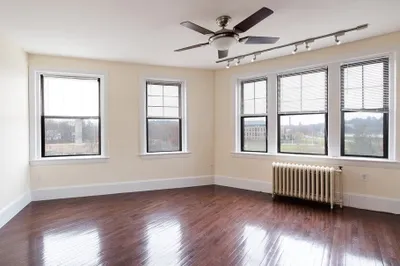 374 Chestnut Hill Ave #54 1