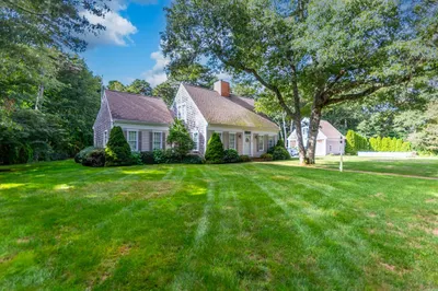 34 Duck Pond Rd 1