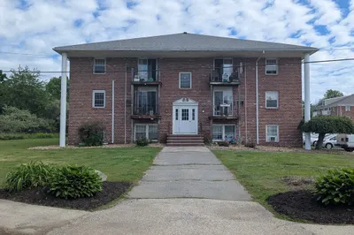 18 Woodman Way #22