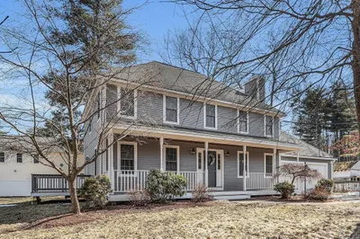 3 Lakeside Ave 1