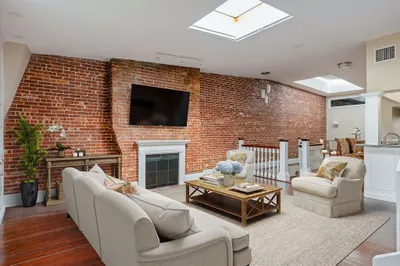 34 Commonwealth Ave #4 1