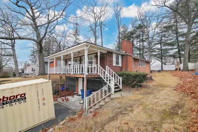 318 Lancaster Ave