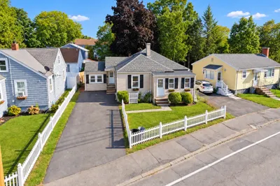 136 W Squantum St 1