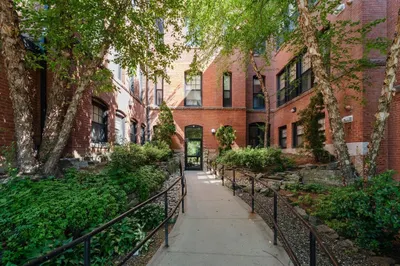 28 Adams St #311 1