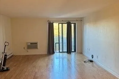 1321 Worcester Road #510 1