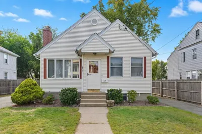17 Chateaugay St