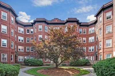15 Lynde St #34 1
