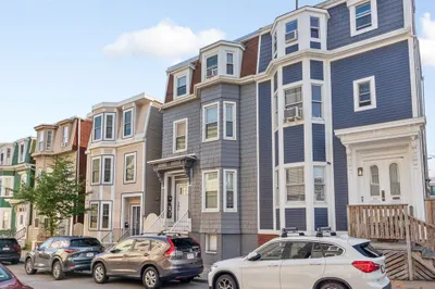 26 Vinton St #1