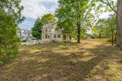 115 School St 1