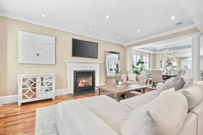 6 Mystic Place
