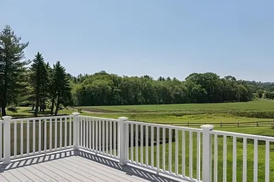 122 Marrett Rd 1