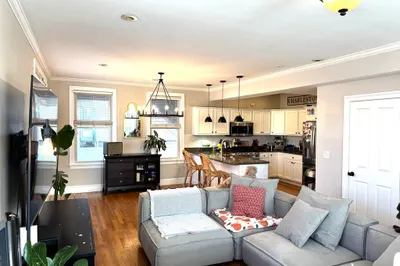 413 Main St #1