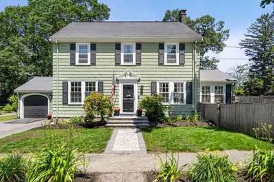56 Allen Cir 1