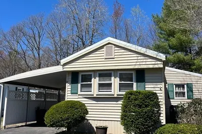 9 Christian Avenue 1