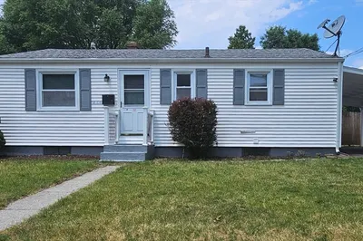 476 Berkshire Ave 1