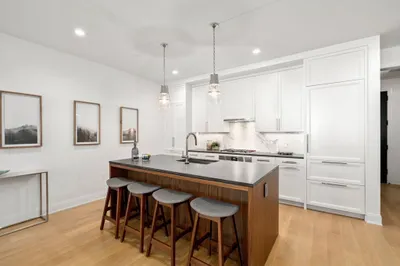 100 Linden Street #Unit 202 1