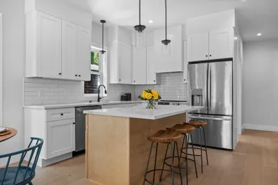 3 Franklin St #2