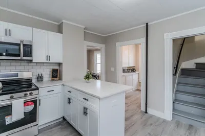 23 Prospect St 1
