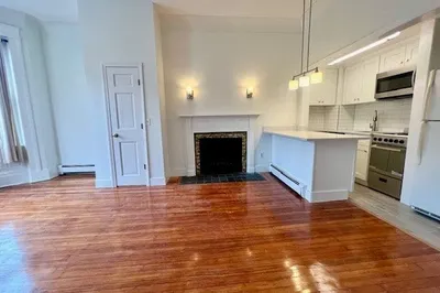 591 Beacon St #3