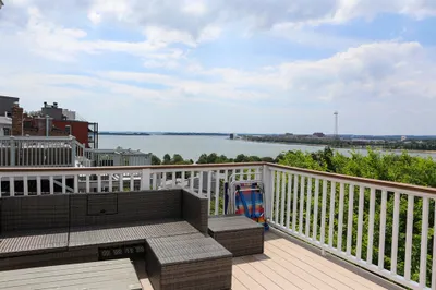 46 Thomas Park #2