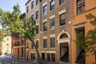 100 Myrtle Street 1