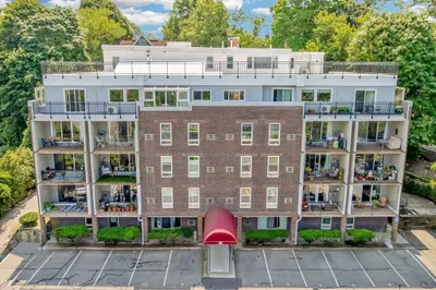 16 Addington Rd #35
