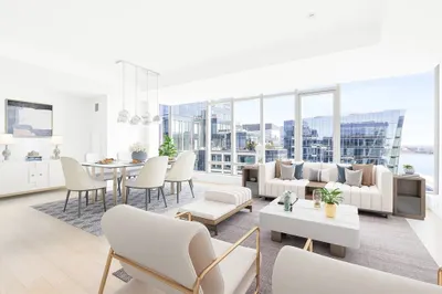 135 Seaport Blvd #2201