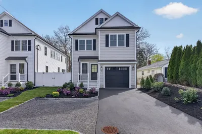 10 Dobbins Street 1