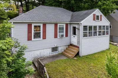 25 Marilyn Drive 1