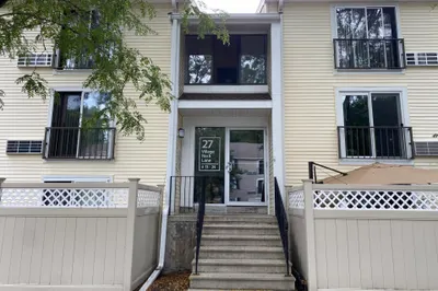 27 Village Rock Lane #19