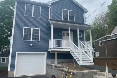 207 Wilson St 1