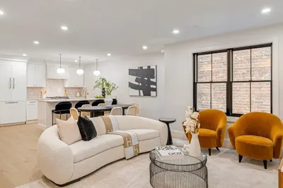 421 Saratoga Street #4A