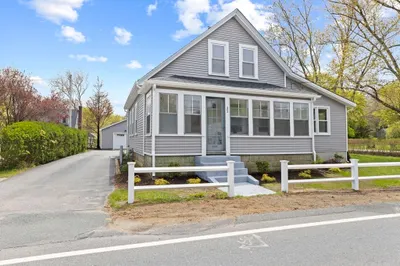 32 Smiths Ln 1