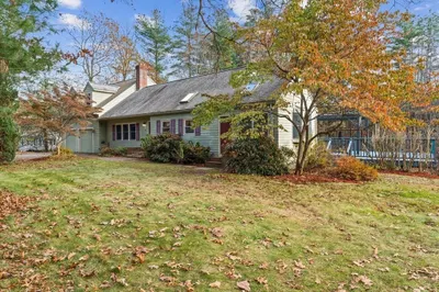 13 Highland Road