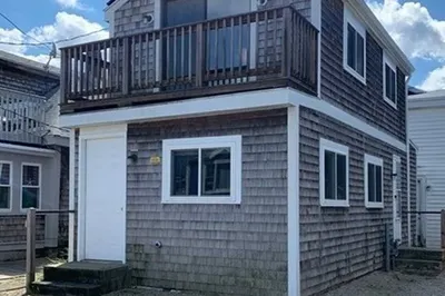 11 Holly St 1