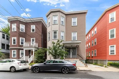 45 Calvin St