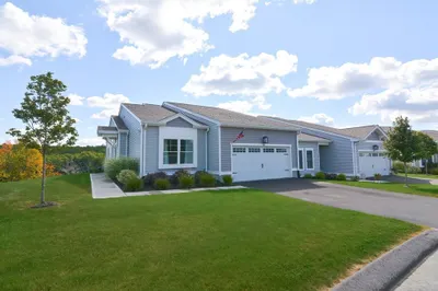 56 Clearview Ter #56 1