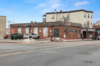 268-272 Rantoul St 1