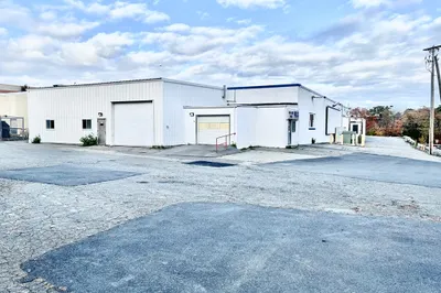 207 Highland Ave #B 1