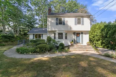 78 Oaks Rd