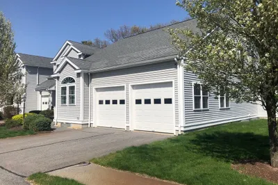 877 Auburnville Way #O6 1