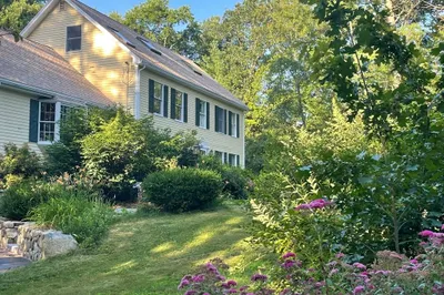 626 Forest St 1
