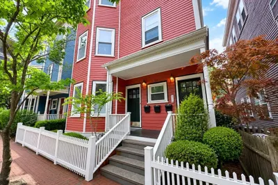 39 Magnolia Ave #1