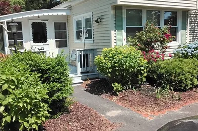 32 Sycamore Drive 1