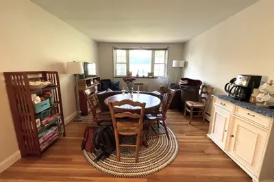 5 Carey Ave #7